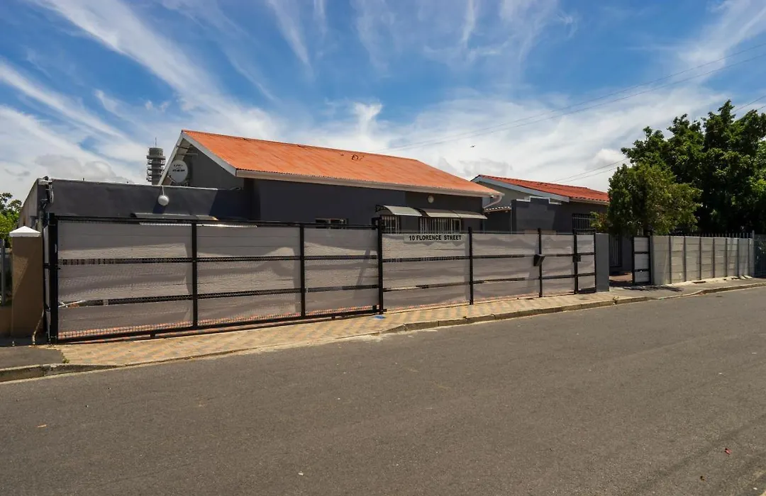 Hasate Guest House 10 Florence Street Oakdale Belliville 7530 Cape Town South African-1