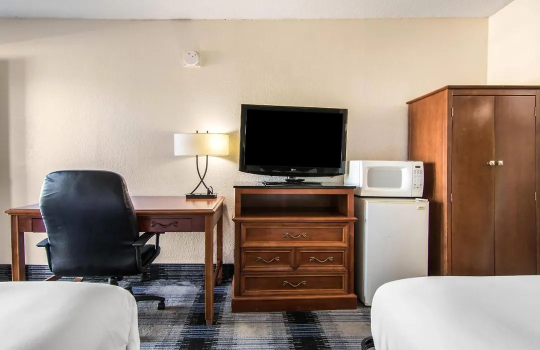 Americas Best Value Inn Perry-1