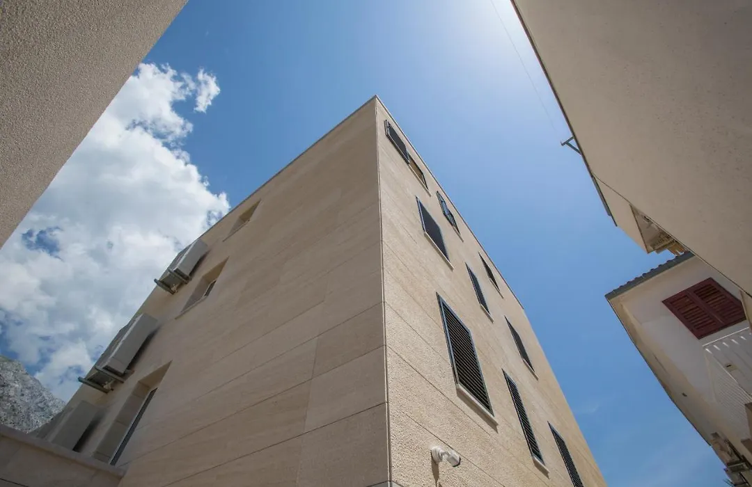 Magic Stone Apartments-1