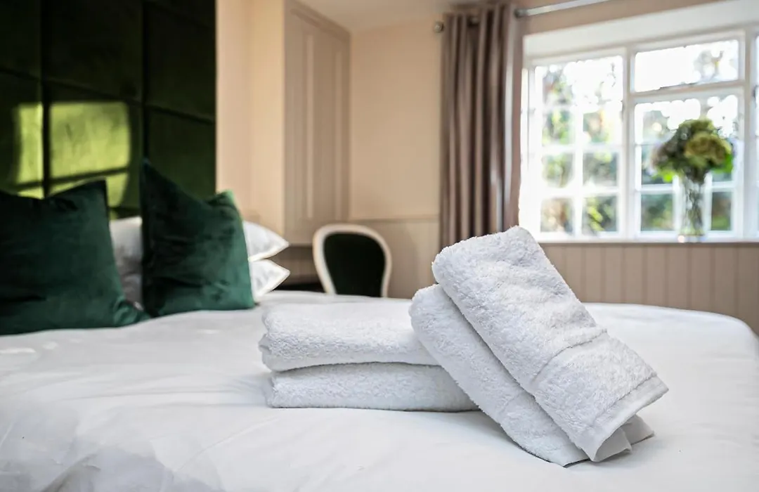 Pages Hotel And Guesthouse-1