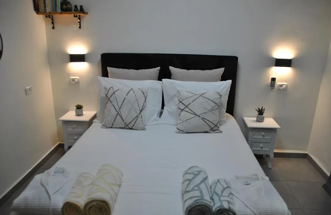 Marvin'S Place-1