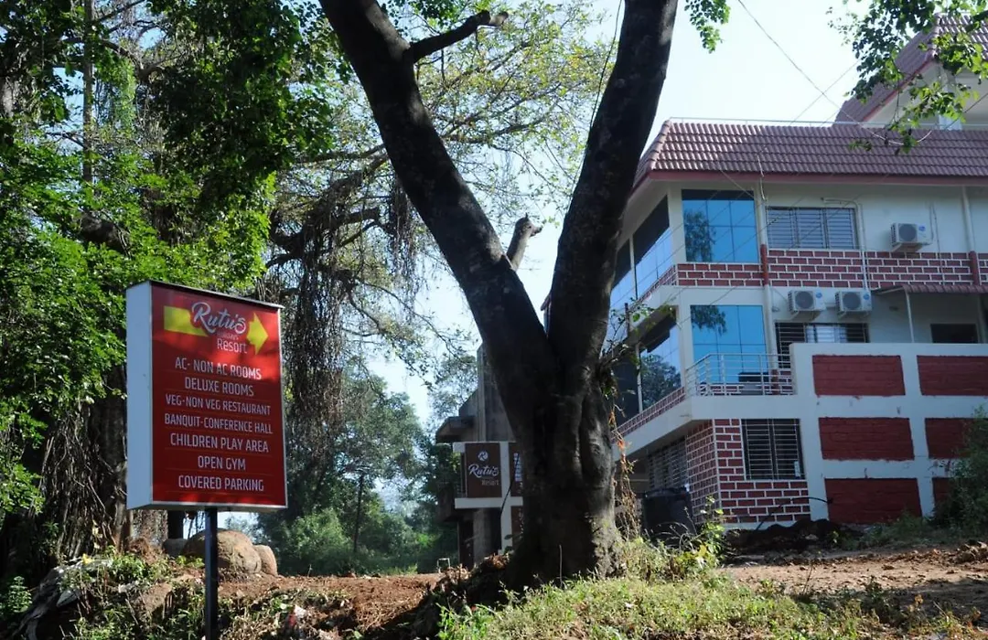 Rutu'S Holidays Resort Panhala-1