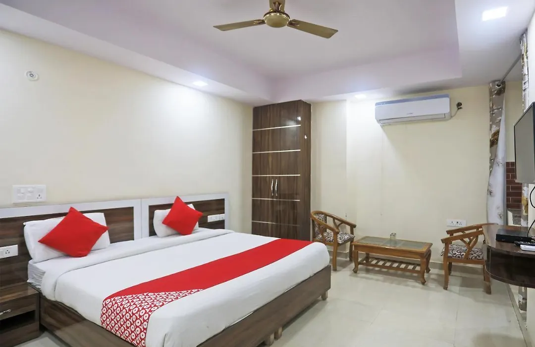 Hotel Rampal Palace-1