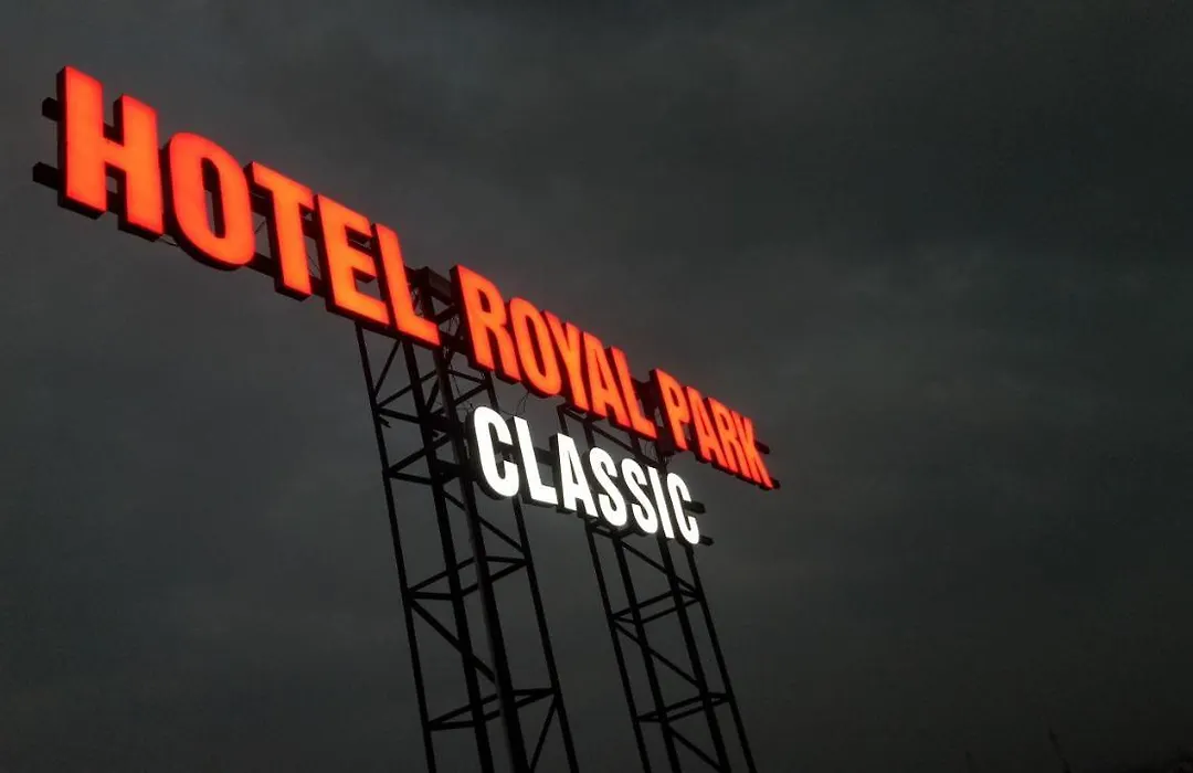 Hotel Royal Park-1