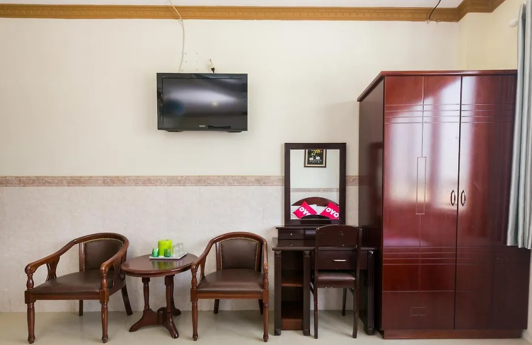 Ngan Ha Hotel-1
