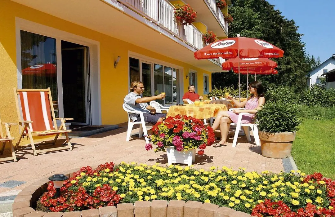 Pension Carina-1