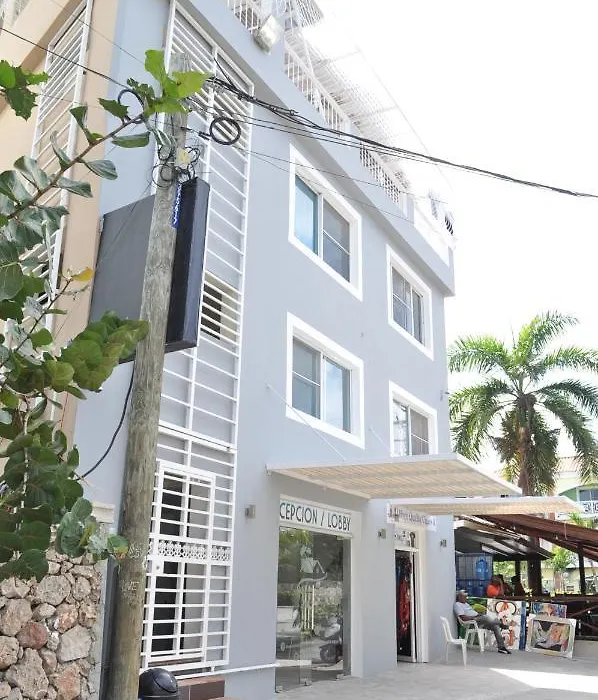 Karimar Beach Condo Hotel-1