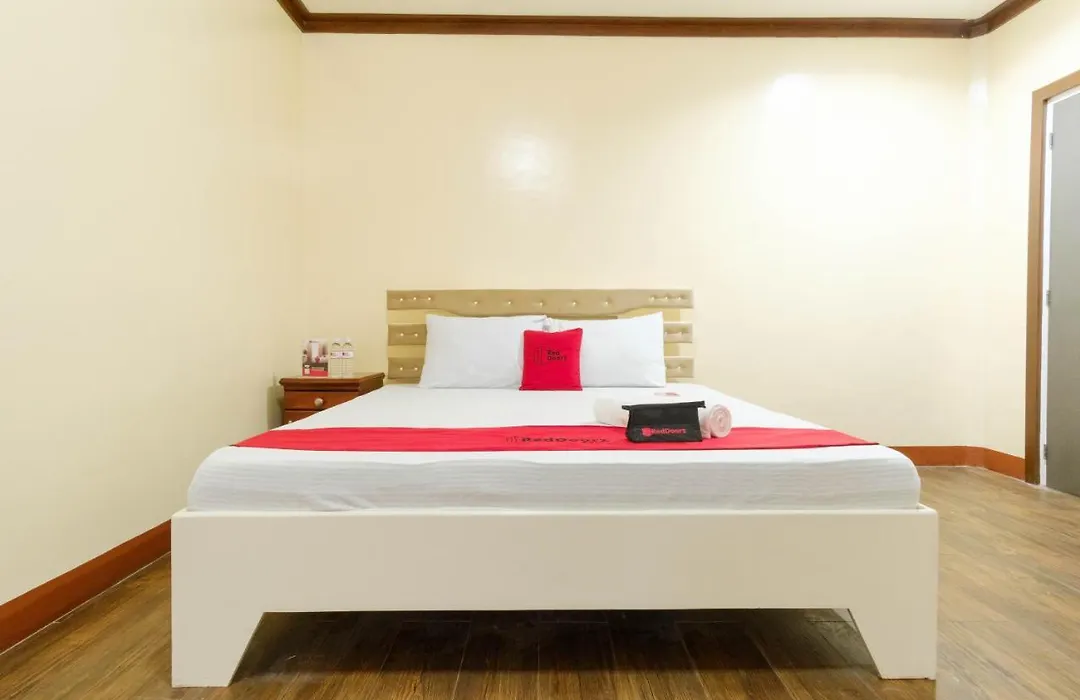 Reddoorz Plus @ Seaborne Hotel Subic Zambales-1