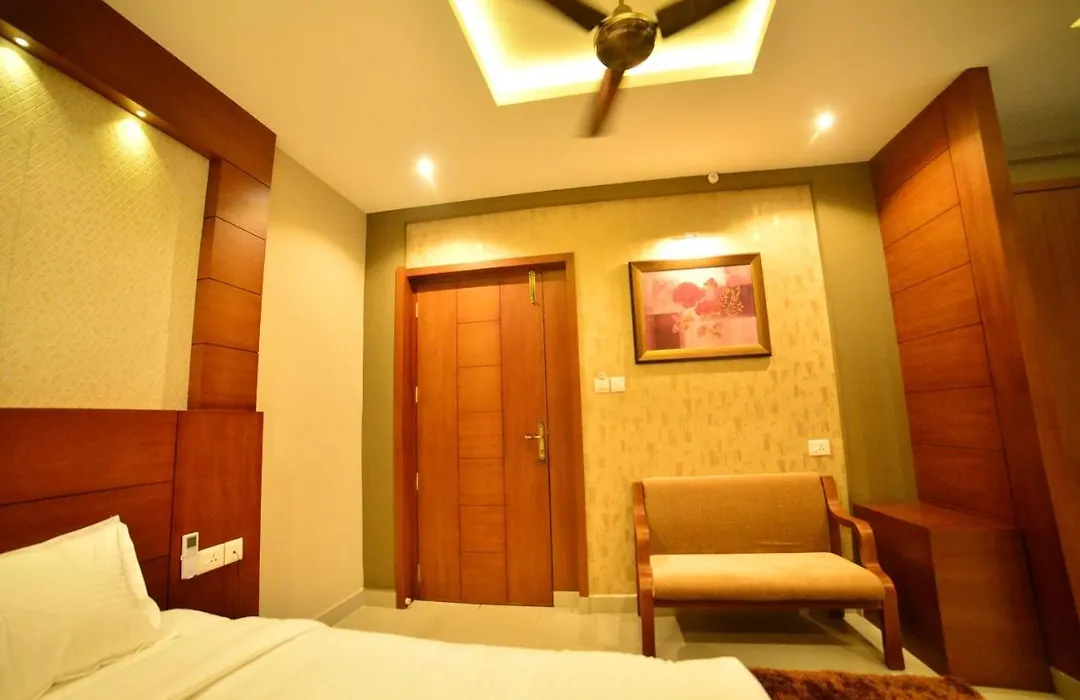 Hotel Priya-1