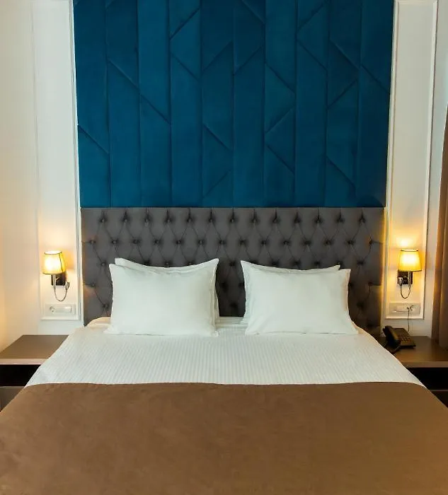 City Park Hotel-1