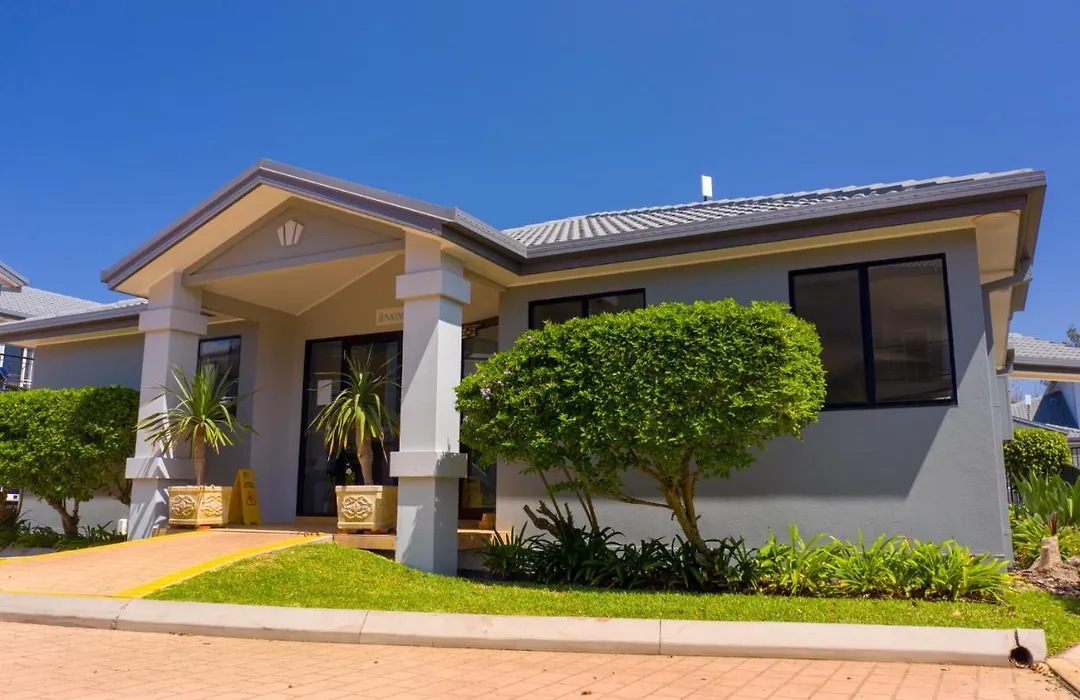 Meridian Beachside Apartments-1
