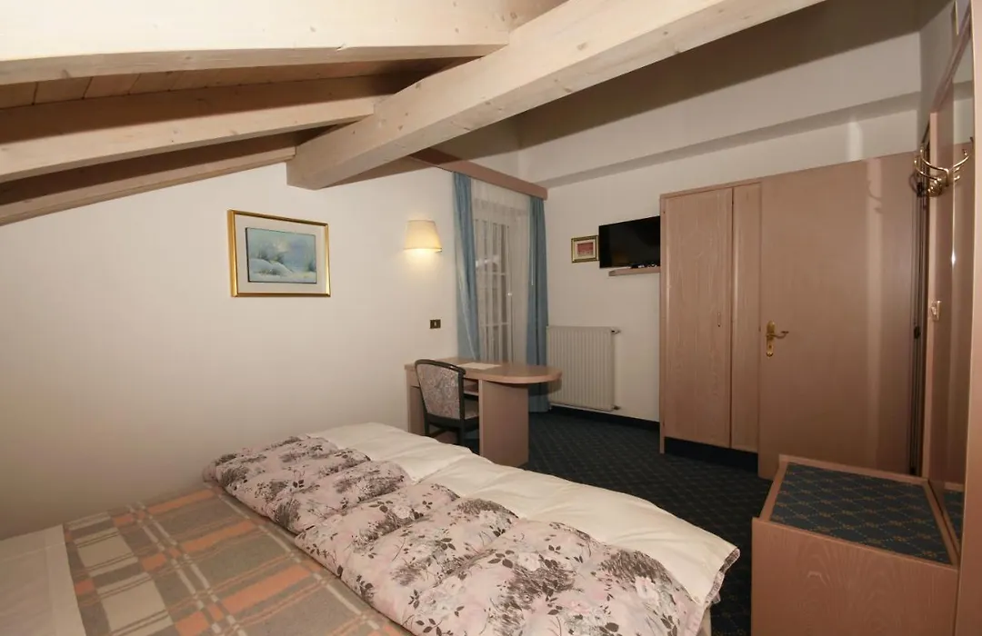 Hotel Villa Mozart-1