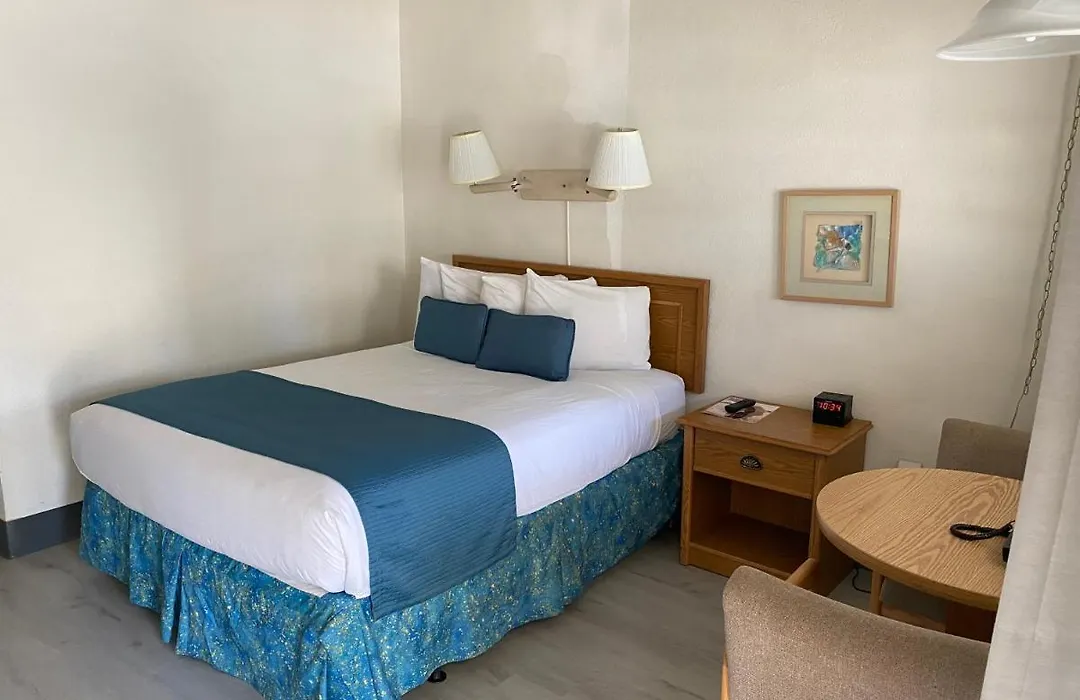 Beach Shell Inn-1