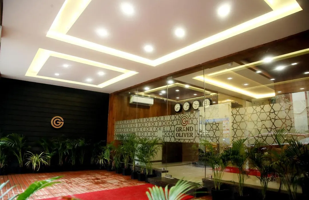 Grand Oliver-1