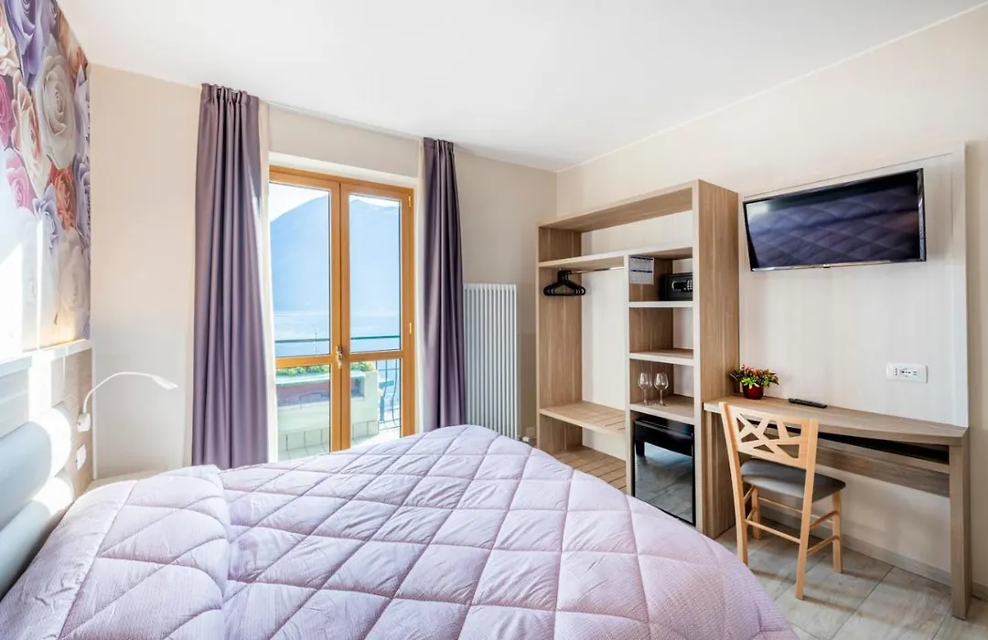 Hotel Argegno-1