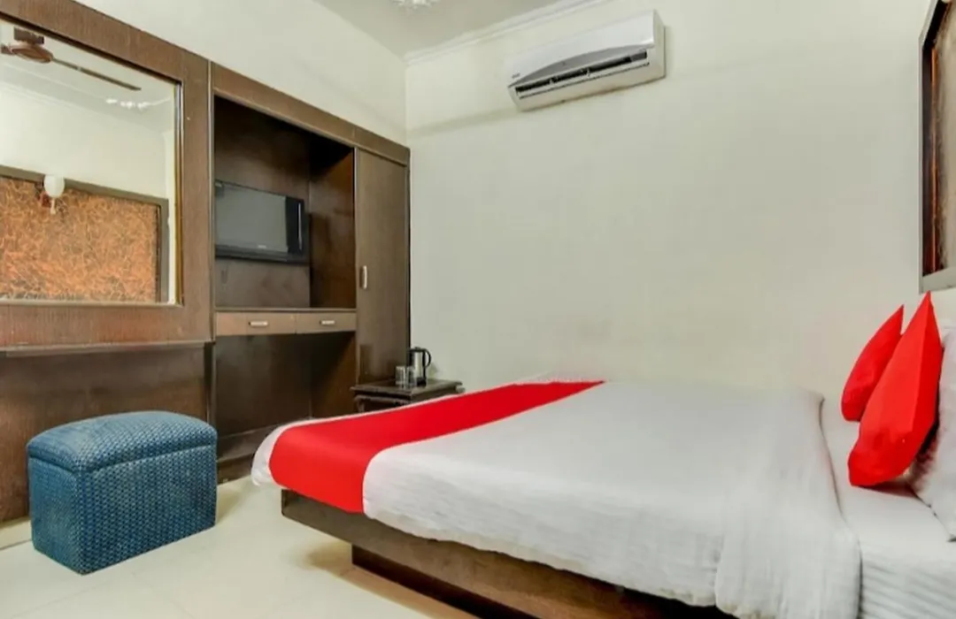 Hotel Star Palace 2 Mints Walking Distance From New Delhi Railway Station-1
