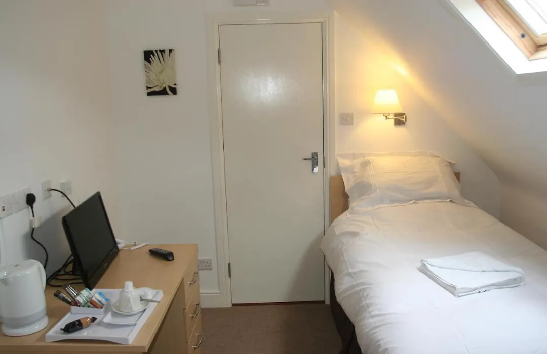 Clifton Lodge Hotel-1