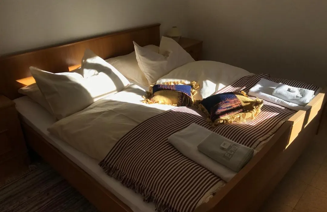 Hotel Echo-1