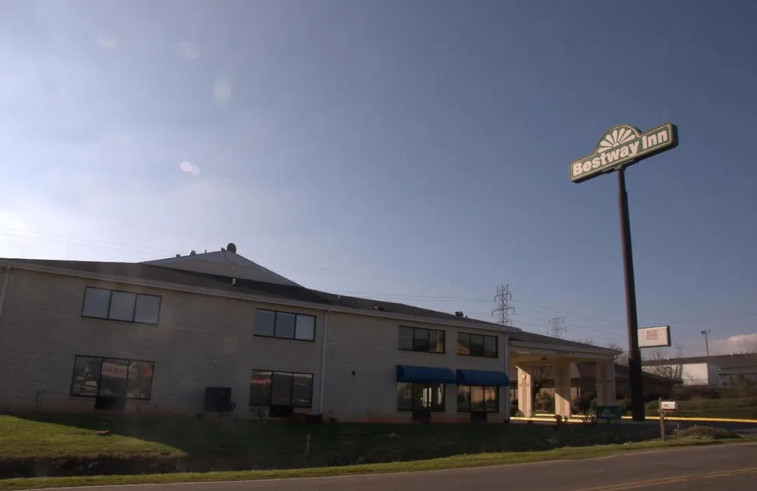 Bestway Inn-1