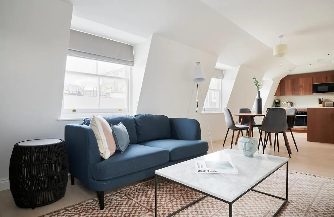 Sonder Kensington Town House-1