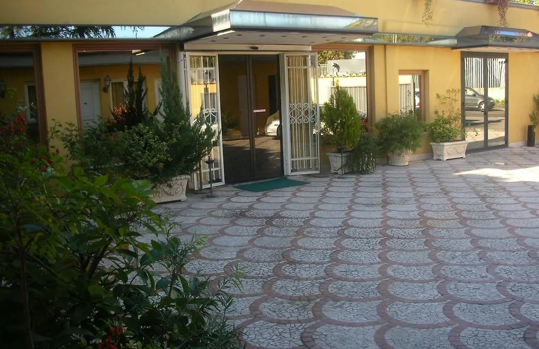 Hotel Quadrifoglio Roma Eur-1