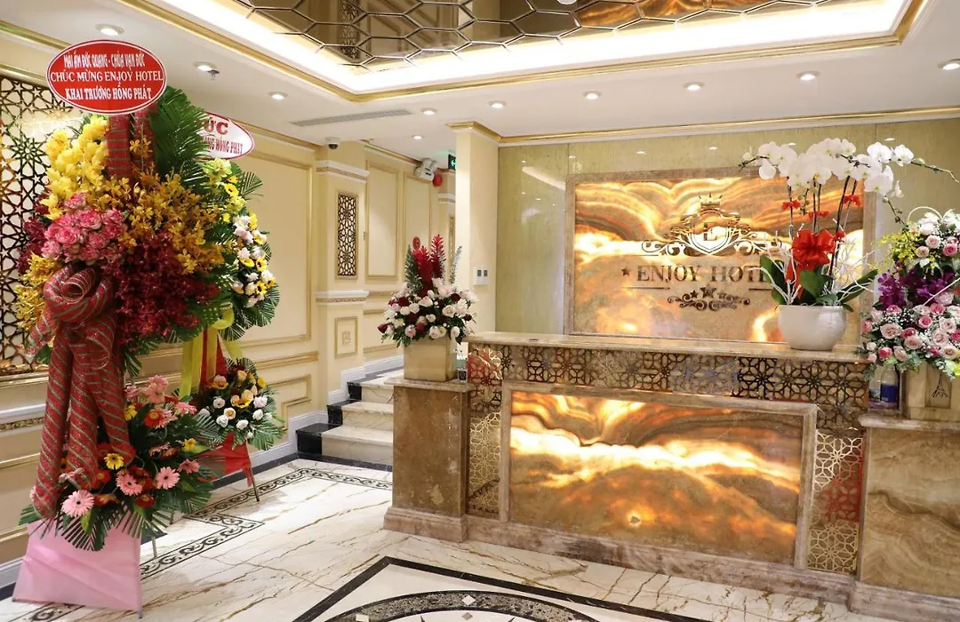 Enjoy Hotel 7-1
