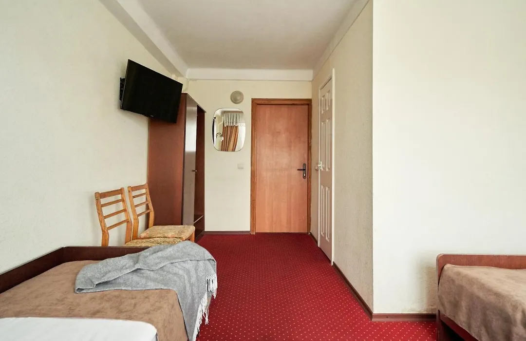 Hotel Druzhba-1