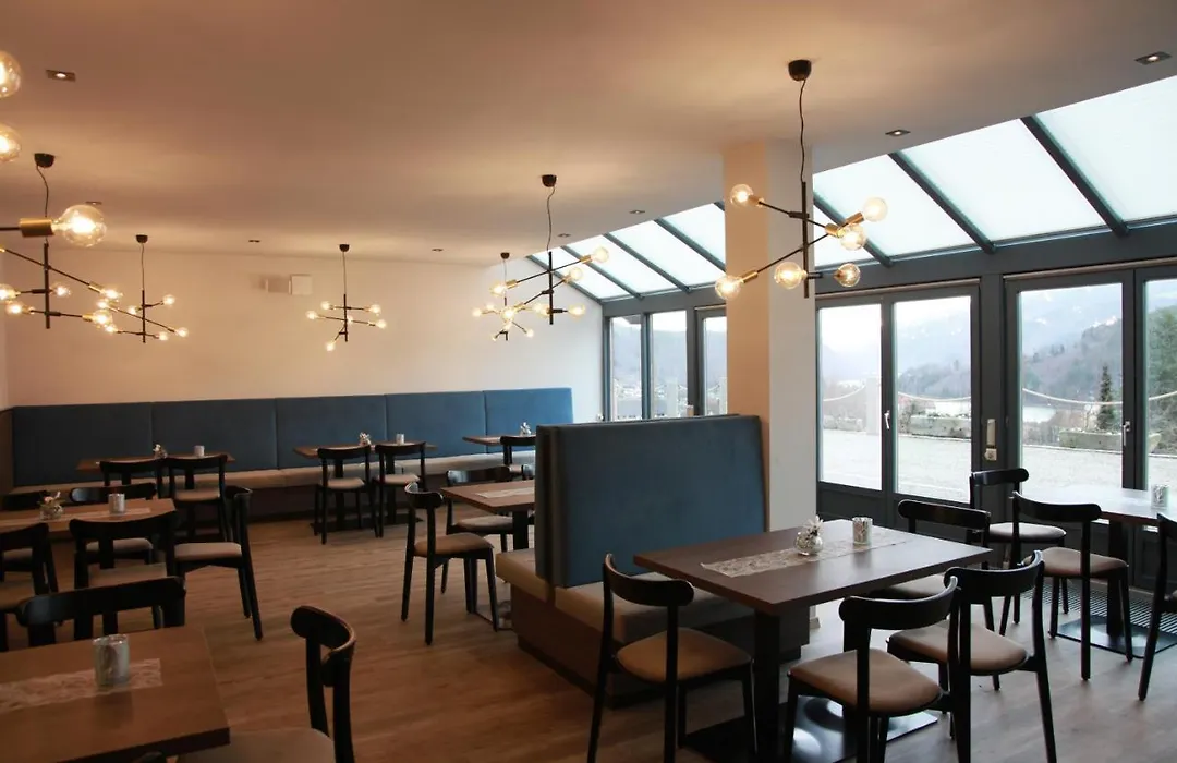 Landhotel Donaublick-1