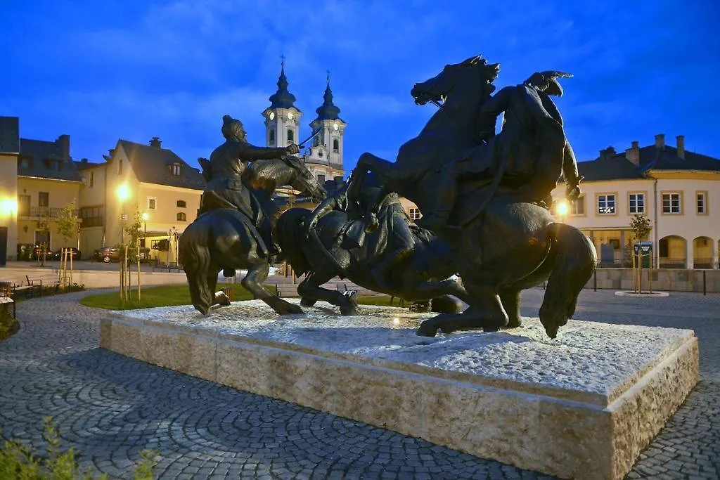 Borostyán Vendégház Eger-1