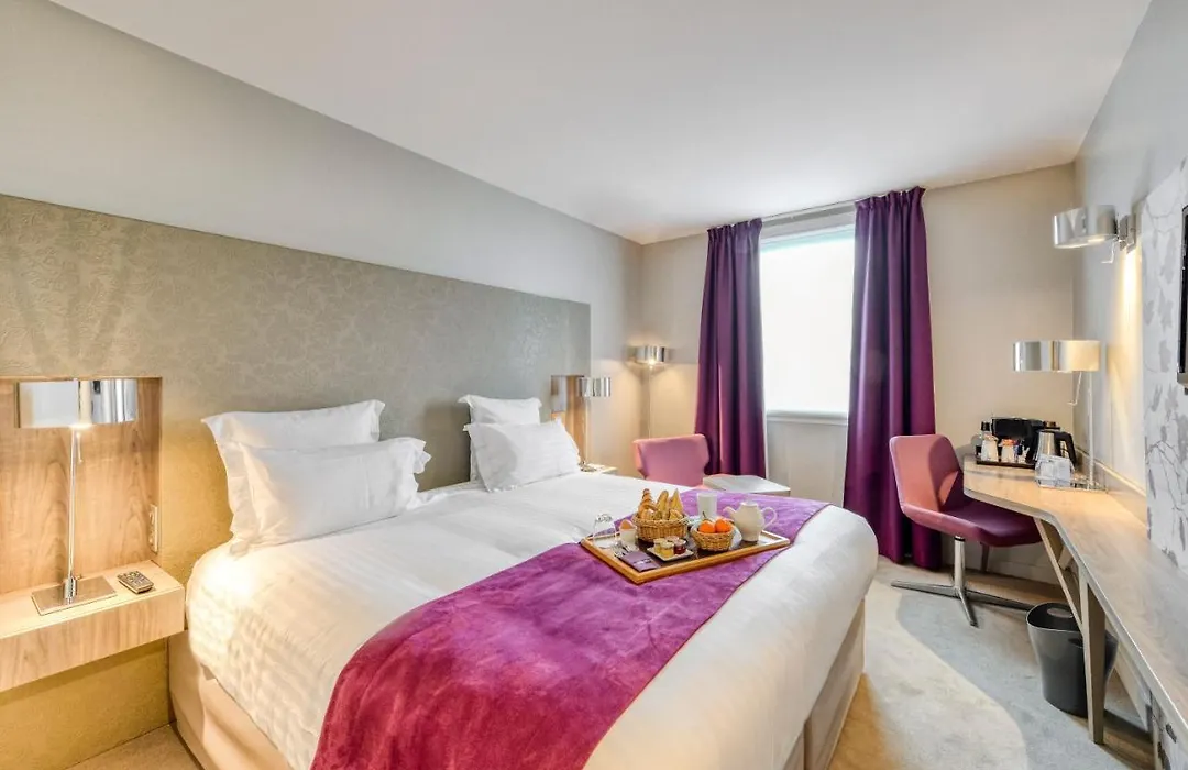 Best Western Plus Paris Velizy-1