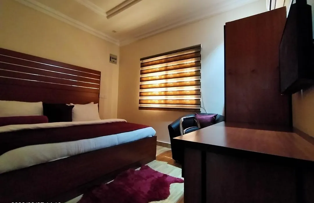 Alim Royal Hotel And Suite-1