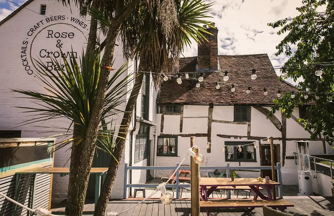 The Rose & Crown-1