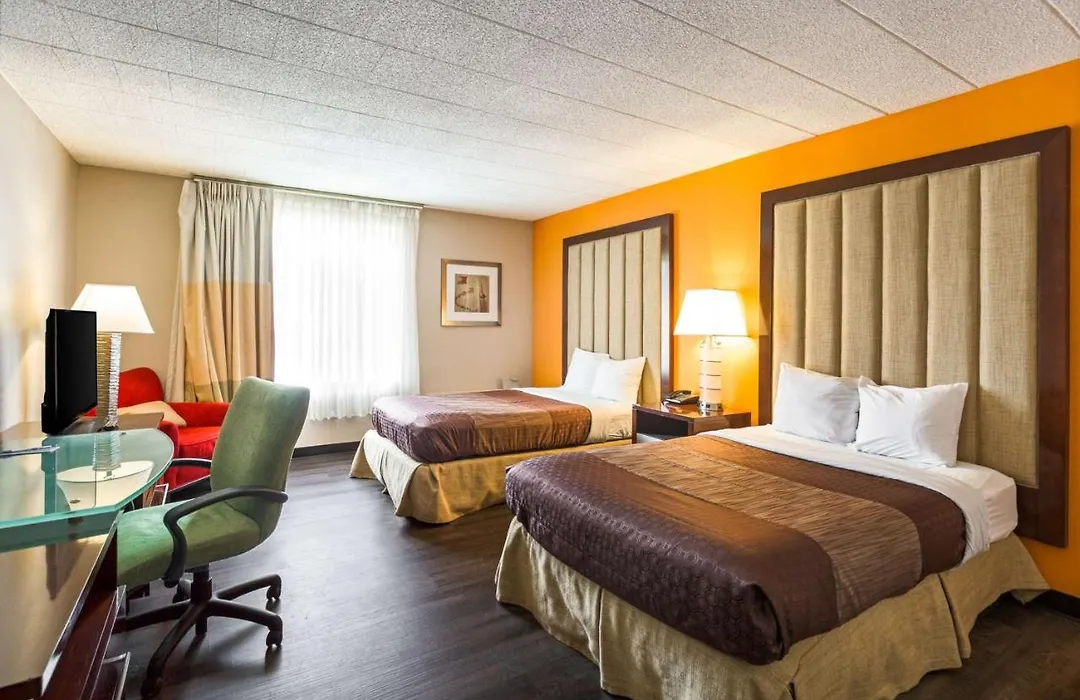 Fairmount Inn & Suites - Stroudsburg, Poconos-1