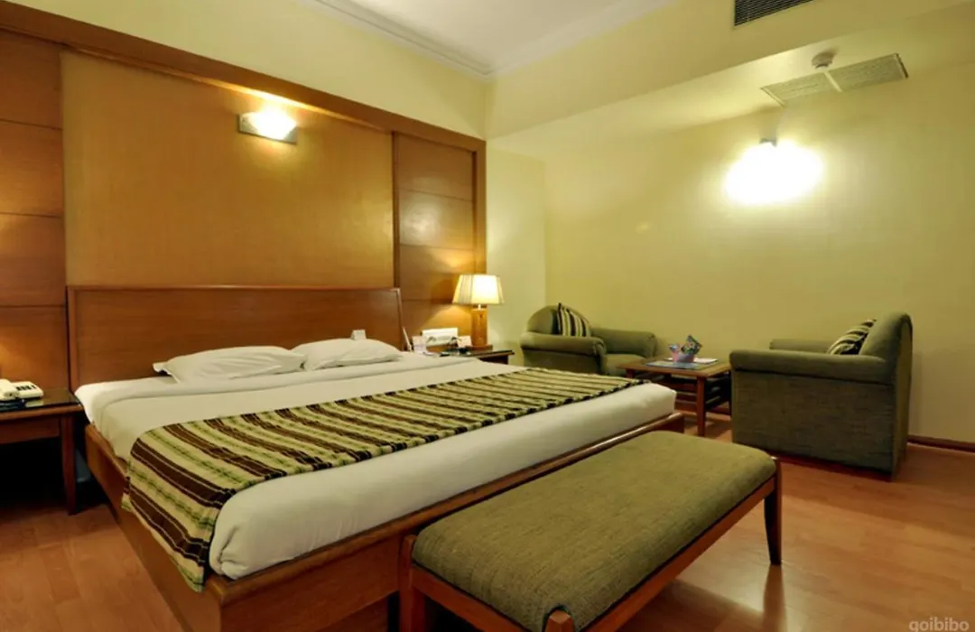 Hotel Royal Highness-1