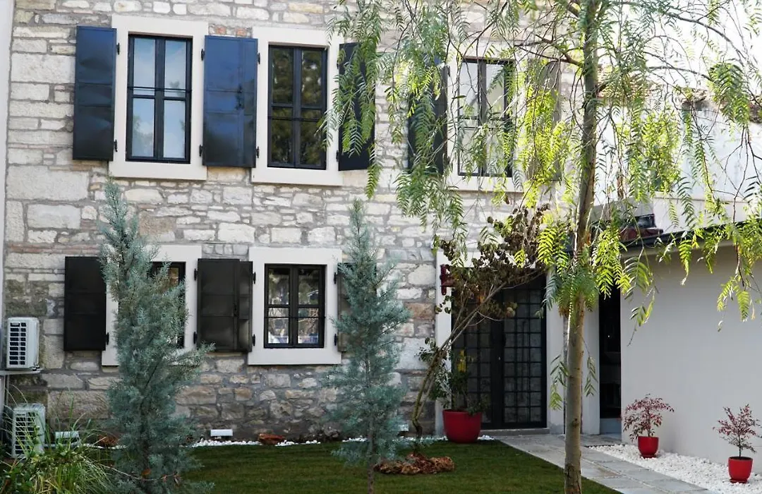 Urla Taş Konak Otel-1