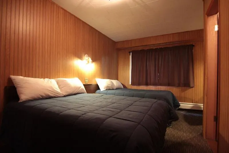 Miette Hot Springs Bungalows-1
