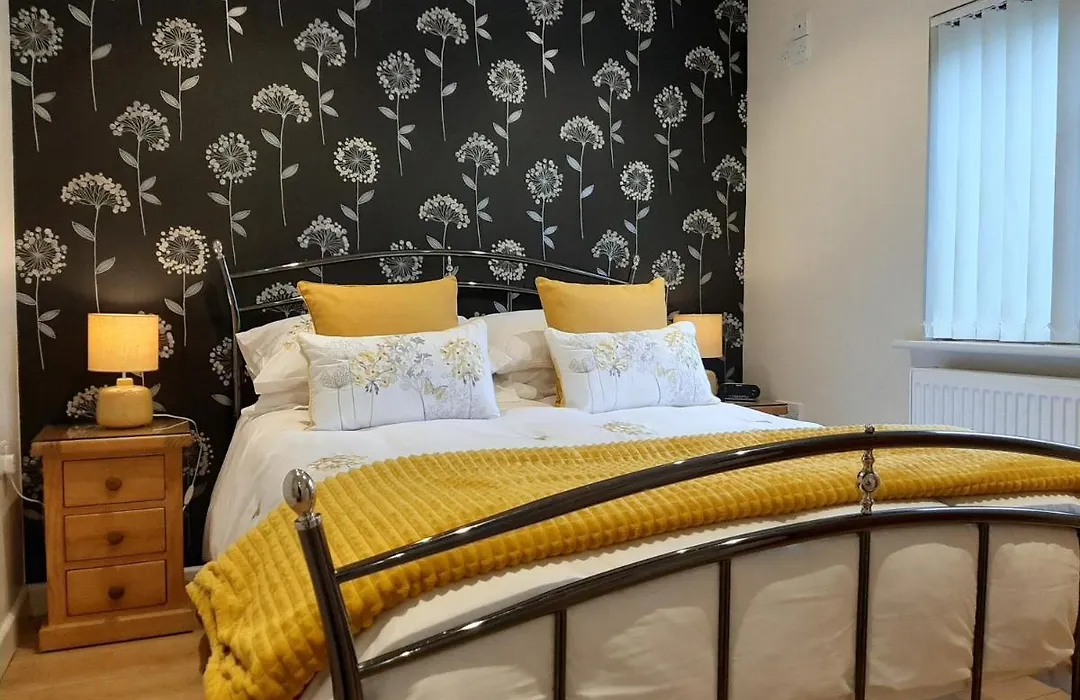 Oak Lodge B&B-1
