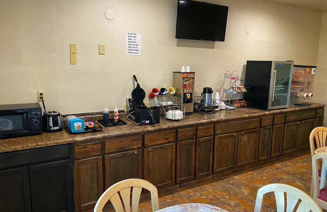 Lone Star Inn-1