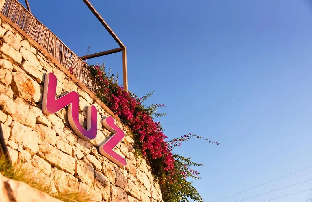 Vu'Z Hotel-1