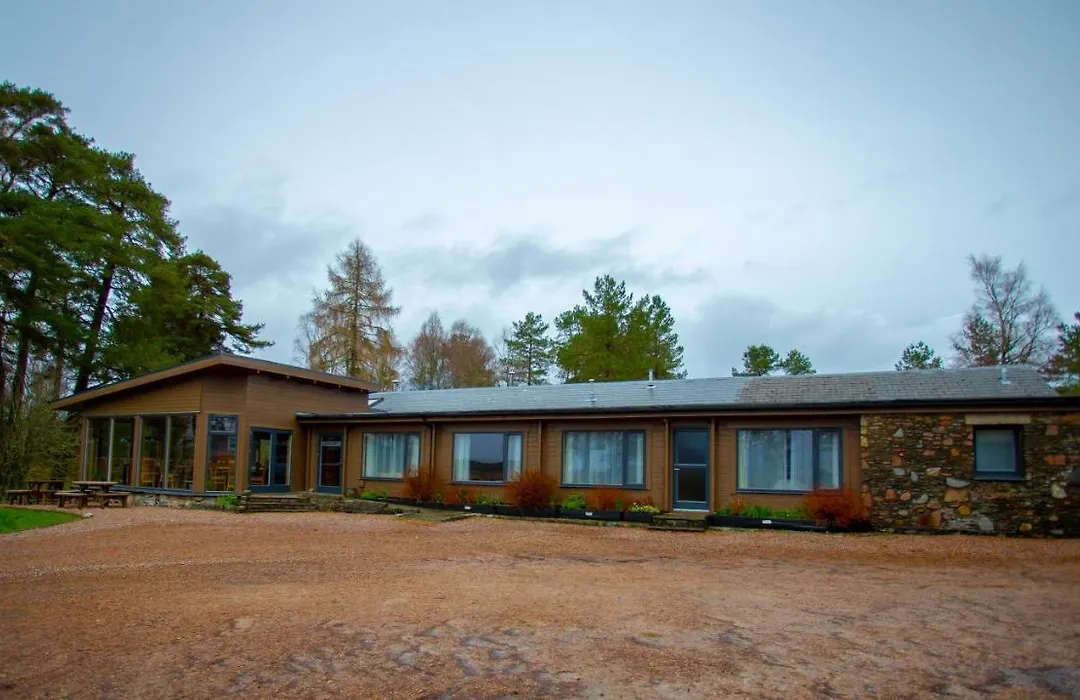 Old Pines Hotel And Restaurant-1