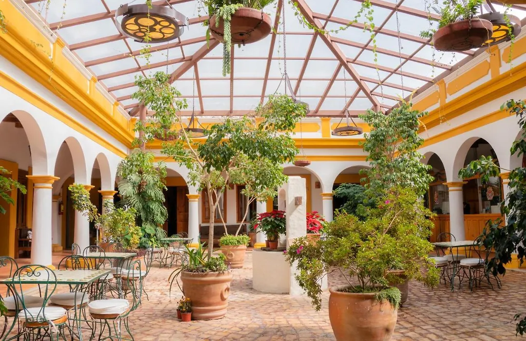 Hotel Casa Margarita-1