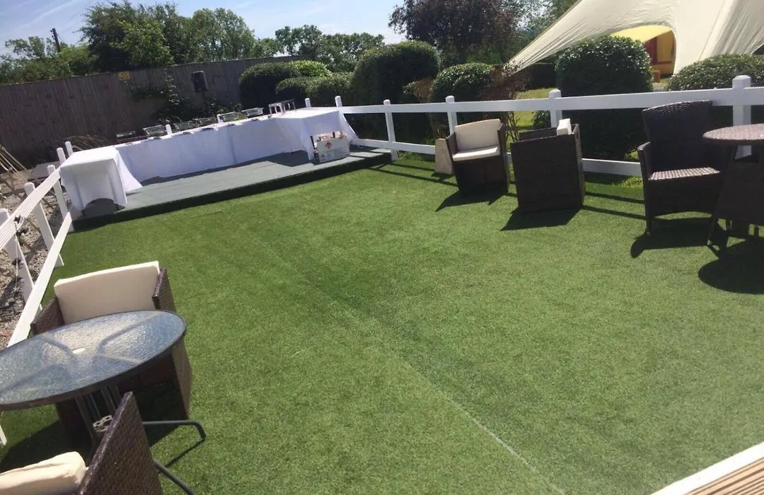 Gomersal Lodge Hotel-1