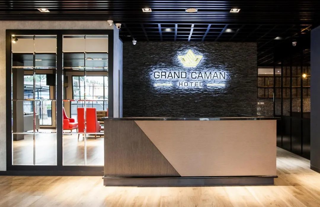 Grand Caman Hotel-1