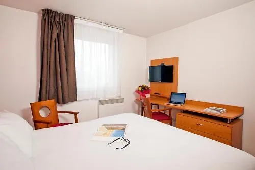 Sejours & Affaires Bordeaux De L'Yser-1