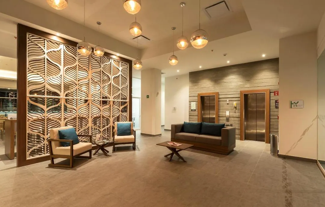 Microtel Inn & Suites By Wyndham Irapuato-1
