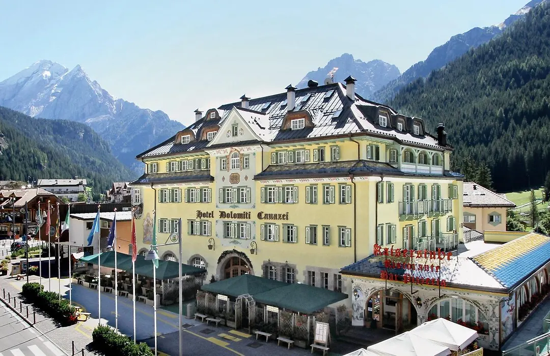 Hotel Dolomiti Schloss-1