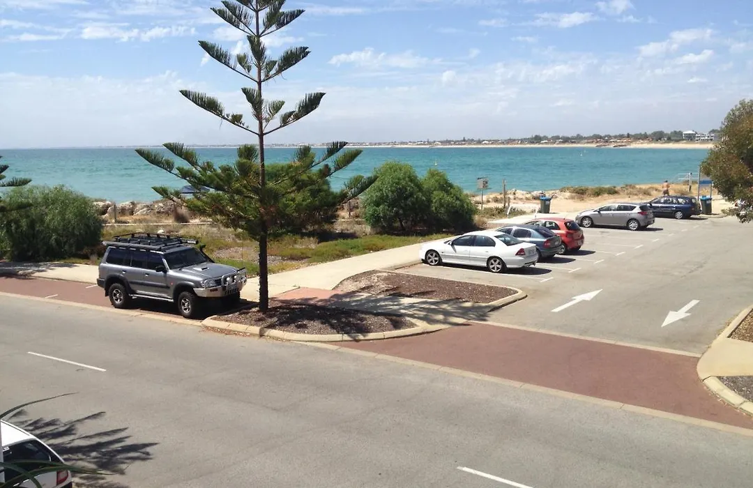 Breakwater Short Stay-1