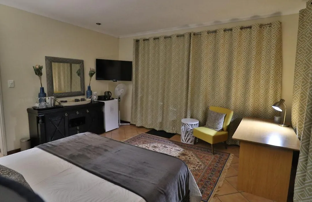Highway Gardens Guest House-1