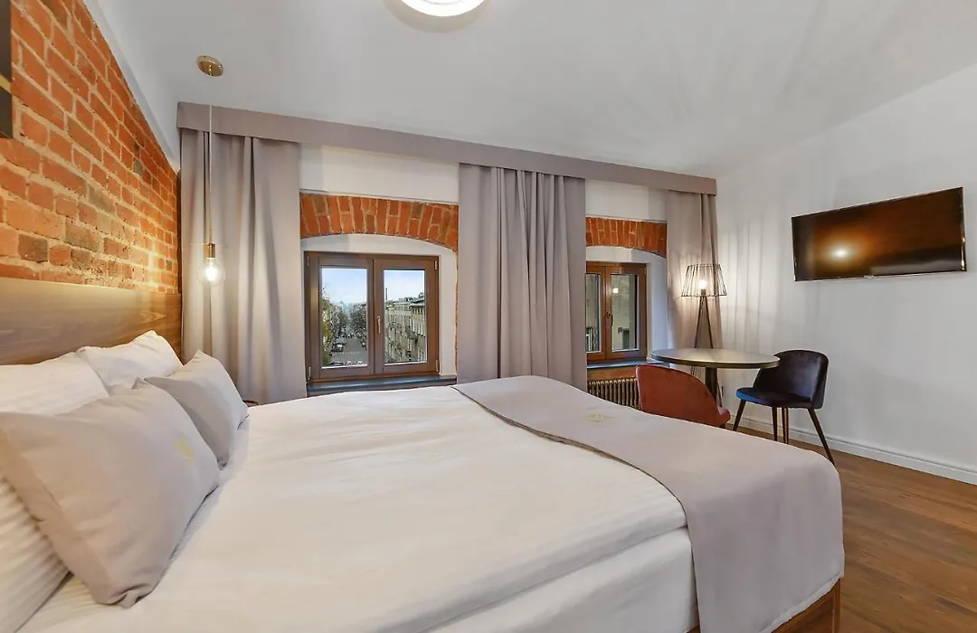 Aparthotel Krzywa Kamienica-1