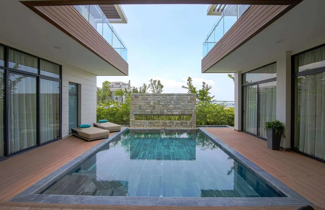 Wyndham Grand Kn Paradise Cam Ranh-1